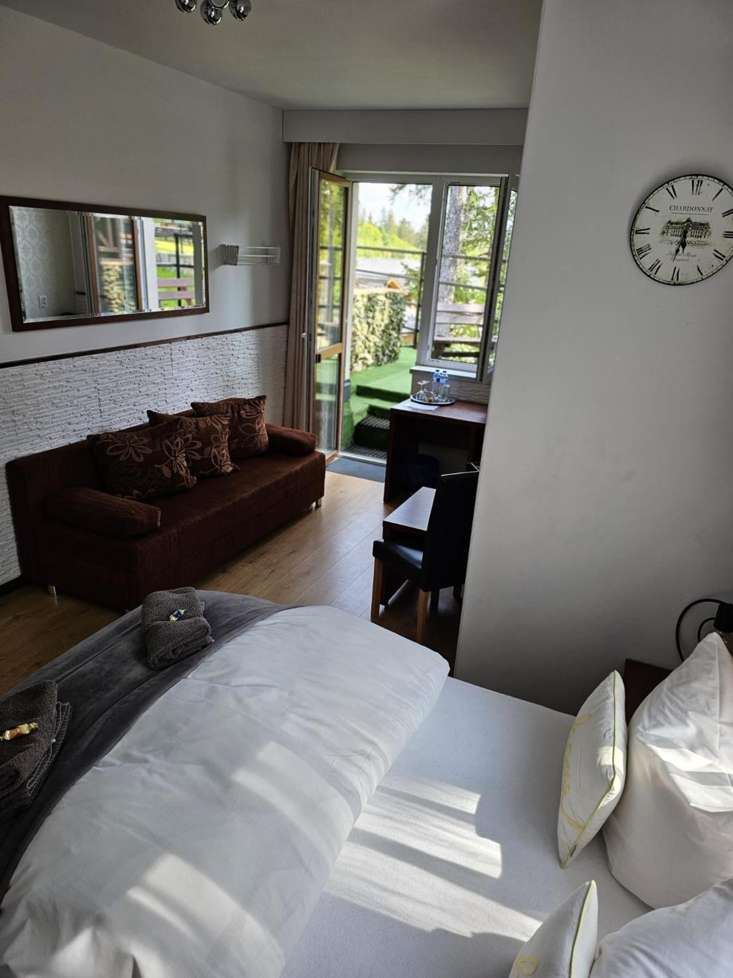 Safir Przy Samym Wyciagu Bed & Breakfast Карпач Екстериор снимка