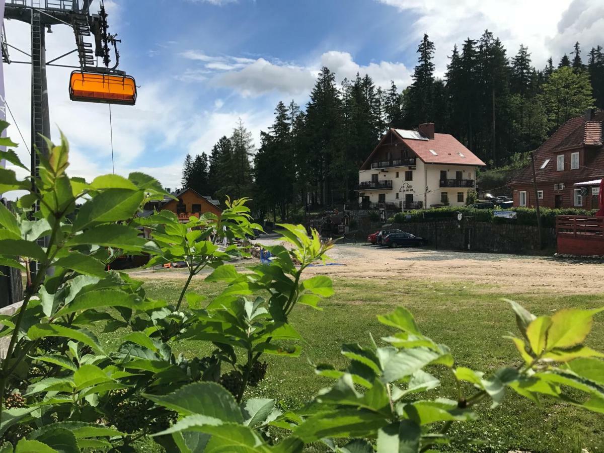 Safir Przy Samym Wyciagu Bed & Breakfast Карпач Екстериор снимка