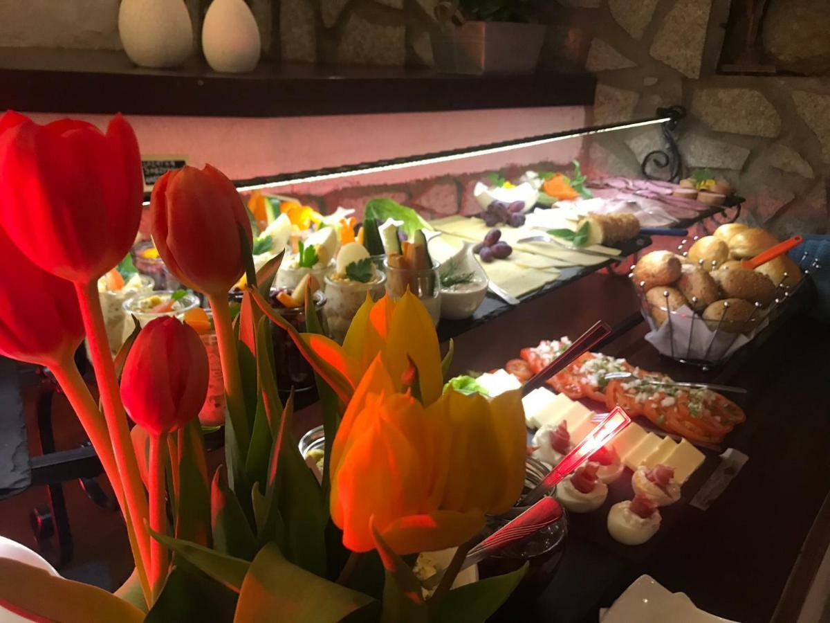 Safir Przy Samym Wyciagu Bed & Breakfast Карпач Екстериор снимка